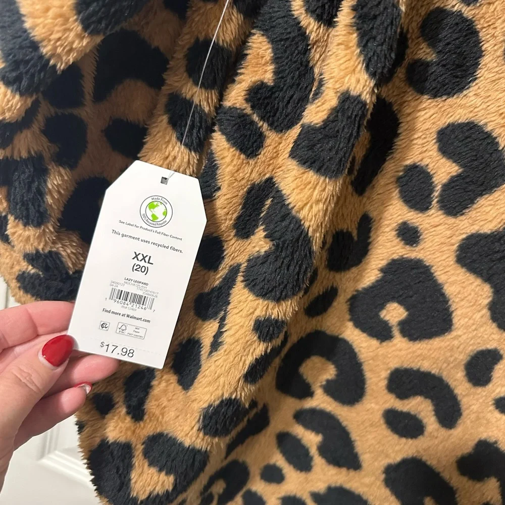 Time and Tru Brown Leopard Teddy Jacket - Picture 4 of 4